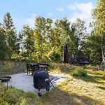 Beautiful Summer House Near Forest And 別荘 *