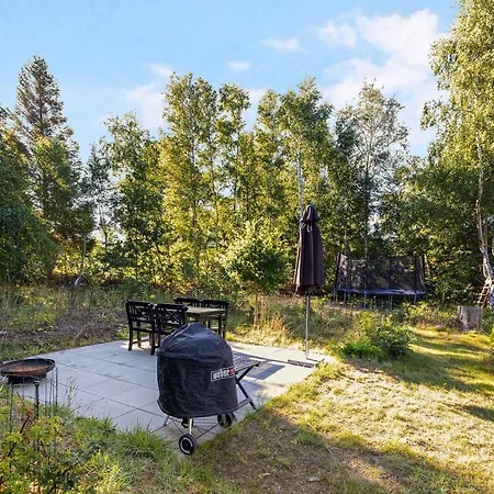 Holiday home Charming Summer House Close To Gudmindrup *