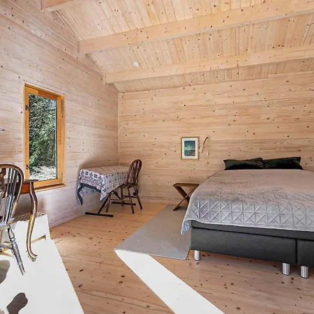 Charming Summer House Close To Gudmindrup Holiday home *