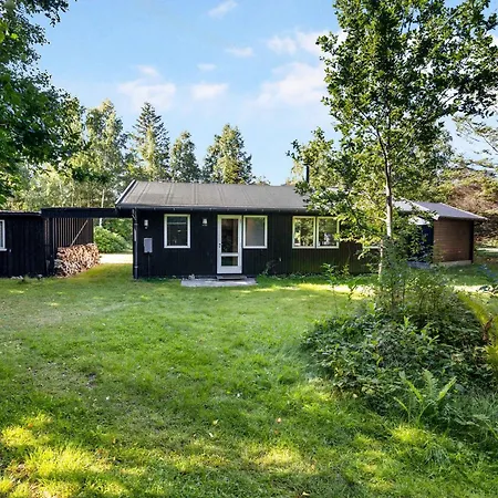 Beautiful Summer House Near Forest And Højby