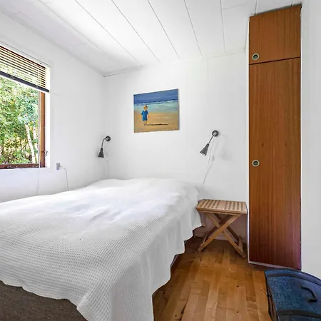 Charming Summer House Close To Gudmindrup * Hojby