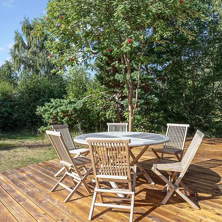 Charming Summer House Close To Gudmindrup Holiday home