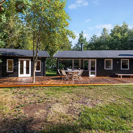 Beautiful Summer House Near Forest And Højby