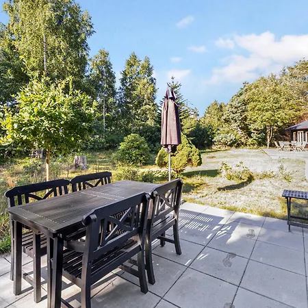 Beautiful Summer House Near Forest And Højby