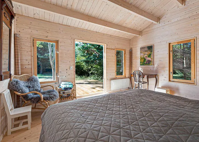 Beautiful Summer House Near Forest And Højby